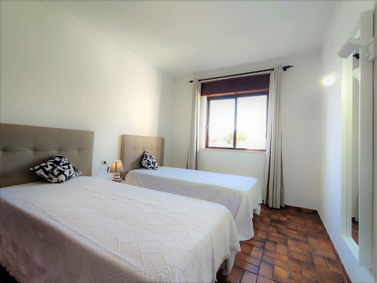 Apartamento V2 Pedro - By Bedzy Albufeira Dış mekan fotoğraf